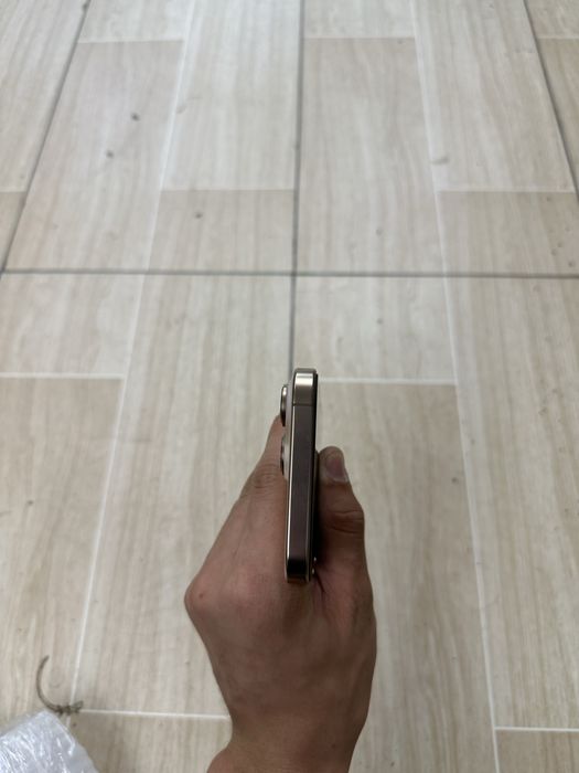 Iphone 16 pro max 256gb srocno