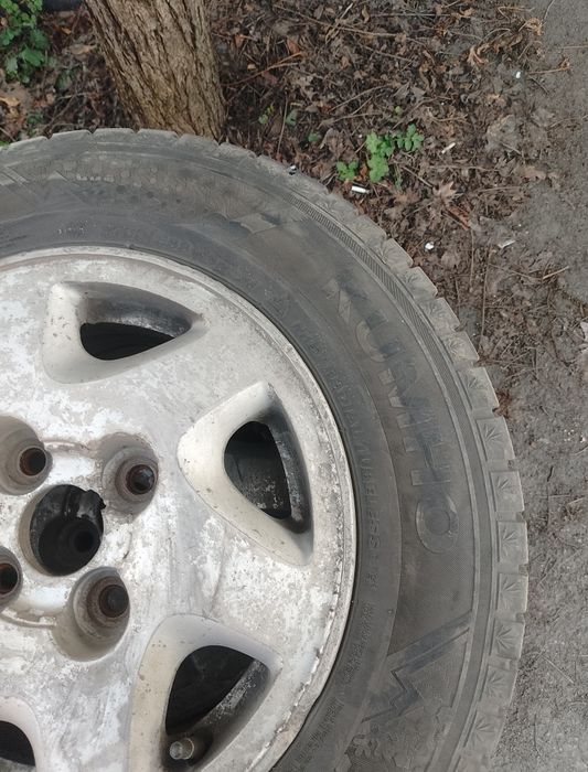 Прадам резину на диски на  нисан примера