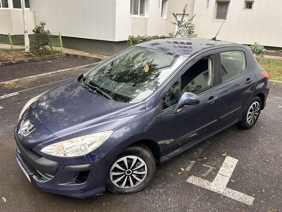 Peugeot 308 2008 km reali 1.6 L benzina stare impecabila vari +/-