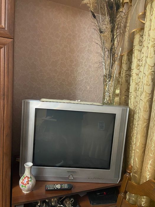 Телевизор самсунг