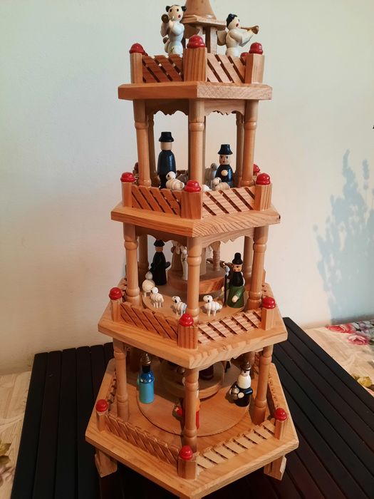 Carusel de Craciun lucrat manual