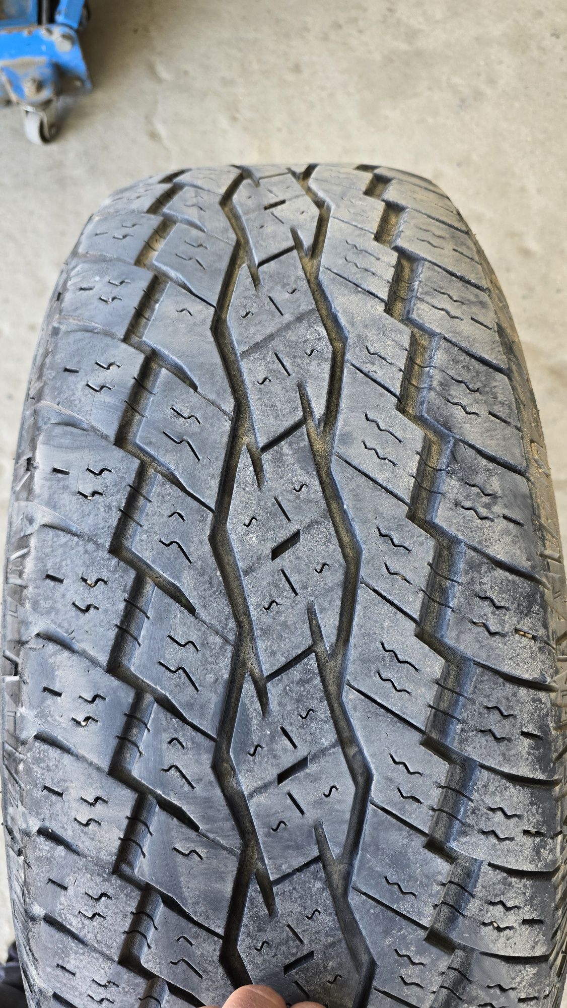 Toyo Open Country A/T PLUS 275/65 R17