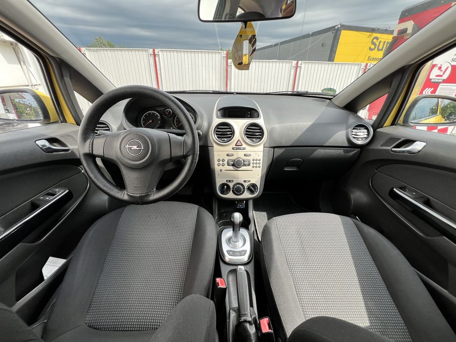 Opel Corsa 2010 AUTOMATA