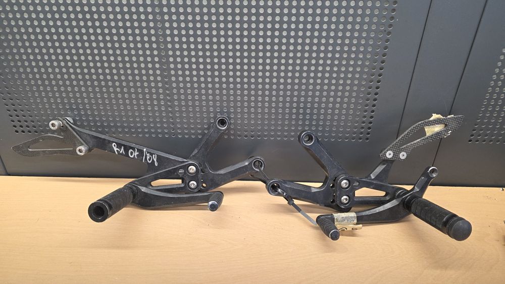 Scarite racing reglabile curse Yamaha R1 2007  2008 Arrow