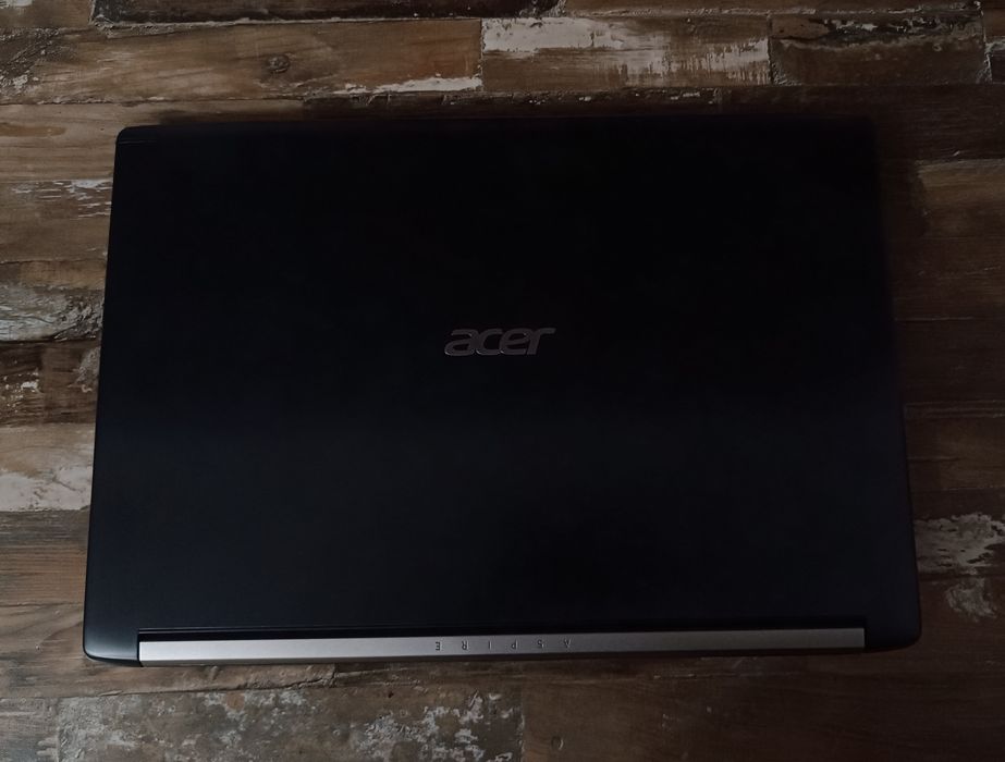 Acer Aspire 7 Gaming Laptop
