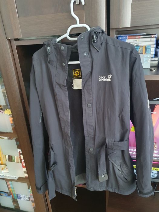 Geacă damă Jack Wolfskin S, impermeabilă cu glugă și centură