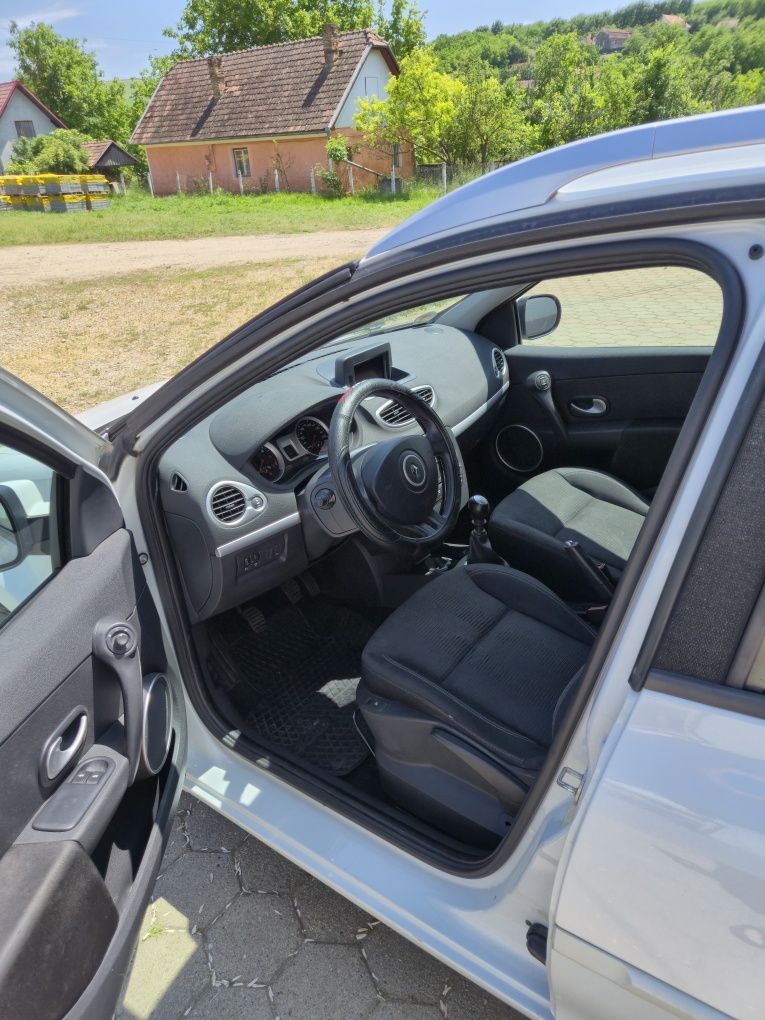 Renault Clio 1.5 DCI-6 viteze