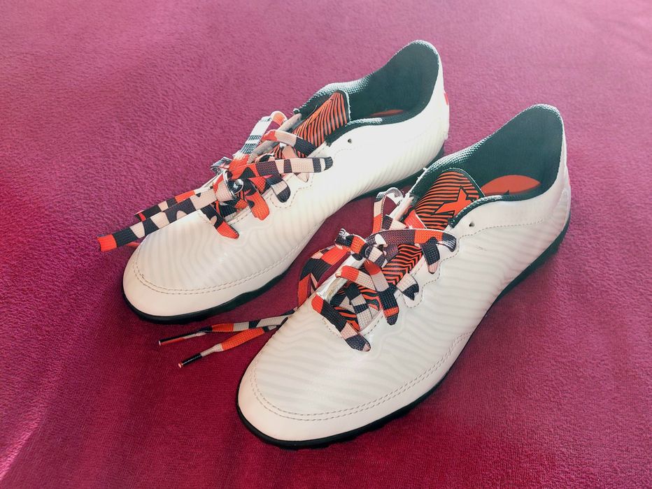 Дамски спортни обувки ADIDAS