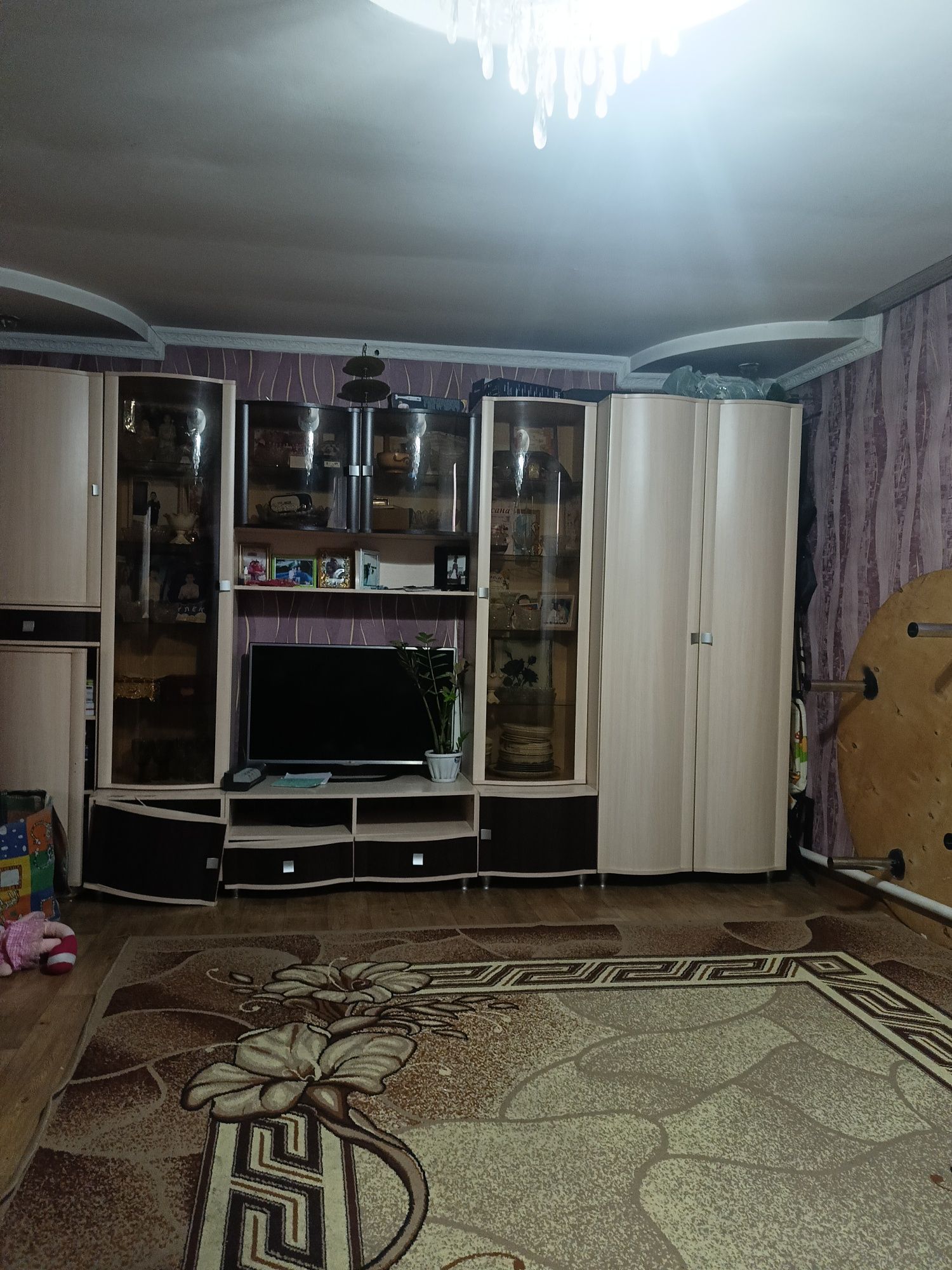 Продам стенку б/у