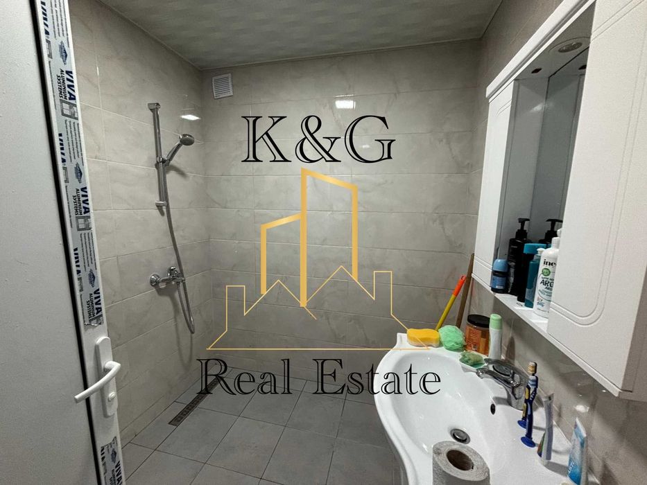 Продава се Къща в Разград, Житница - 230 кв.м за 621 €/кв.м - Снимка #3