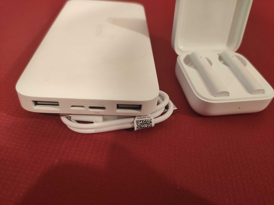 Слушалки Xiaomi Mi True Wireless 2 Basic и Външна батерия Redmi