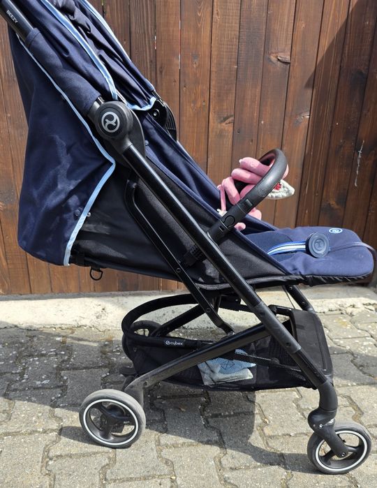 Cărucior Cybex Beezy