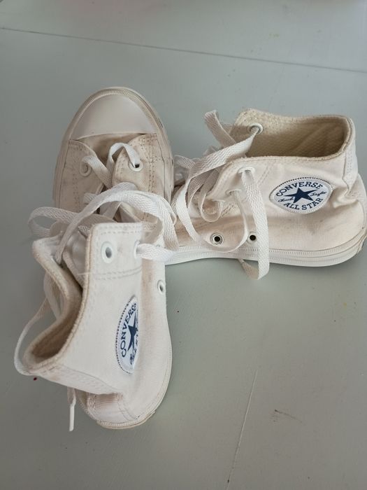 Converse all star . purtati condiție foarte buna