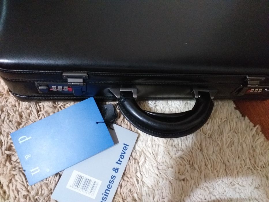 Servieta diplomat din piele, nouă,  D&N