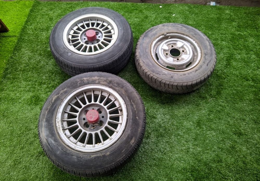 Продам колеса с дисками