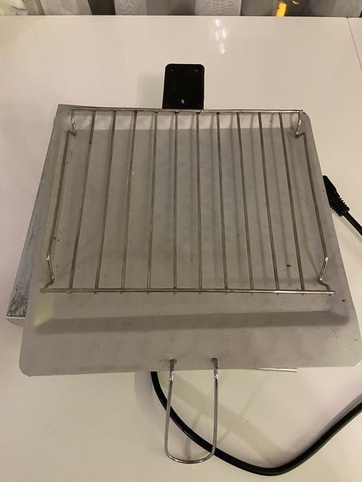 Парти грил, скаричка