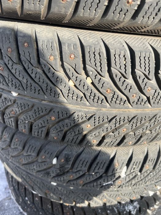 Продам зимнюю резину на 15