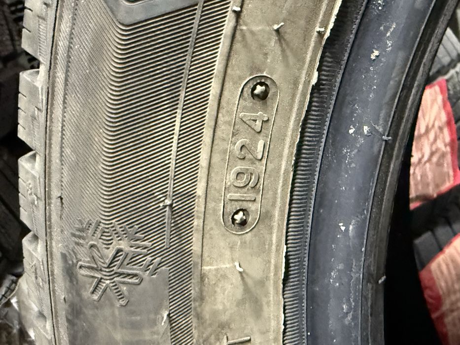 Шины зимние Triangle Snowlink 215/55/17