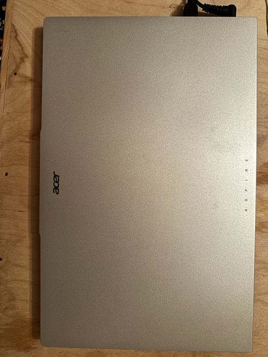 2 oy ishlatilgan, acer aspire 15 lite, ish uchun