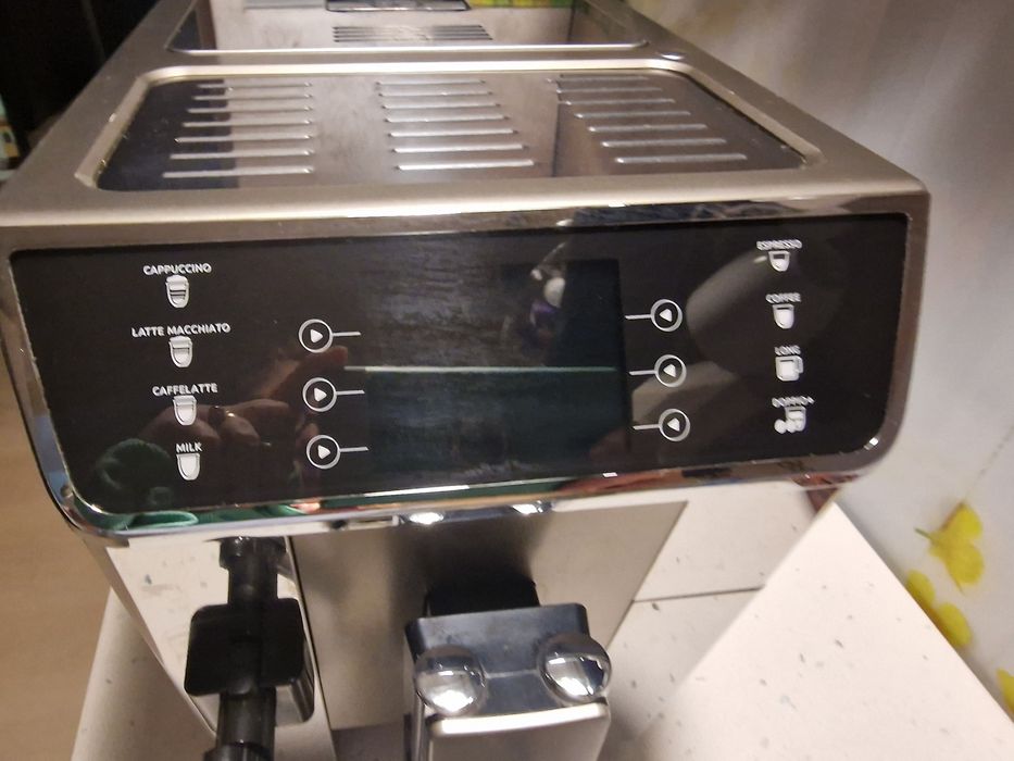 expressor super automat Delonghi PrimaDonna Elite ECAM 1450W, 2L, 1
