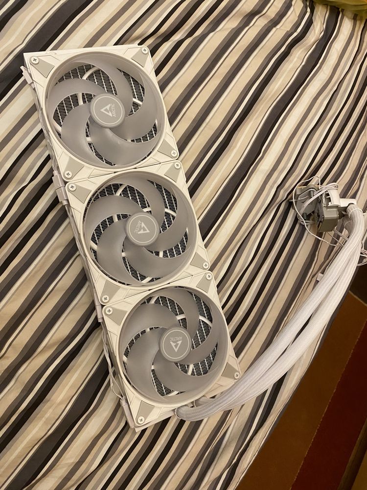 Cooler Procesor Arctic Liquid Freezer III 420 A-RGB