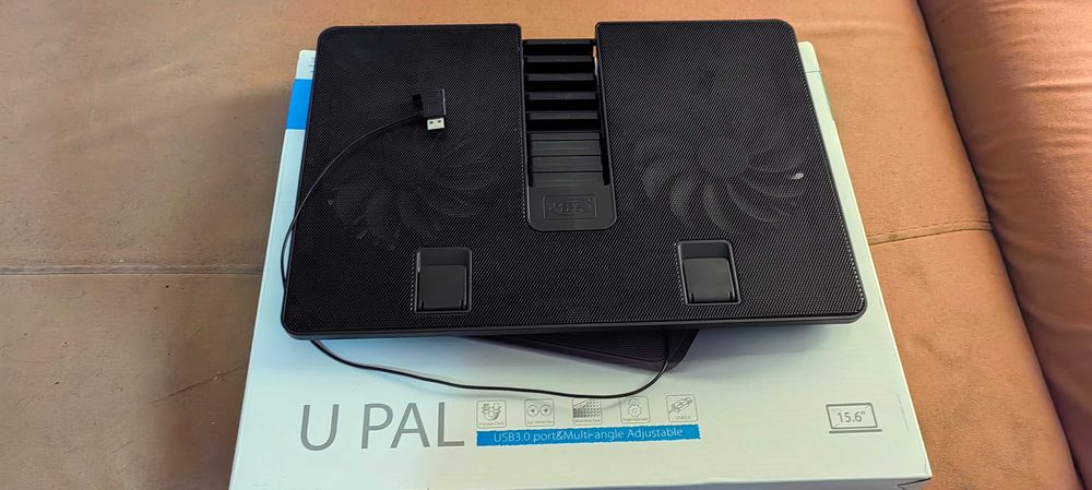 Охладител за лаптоп