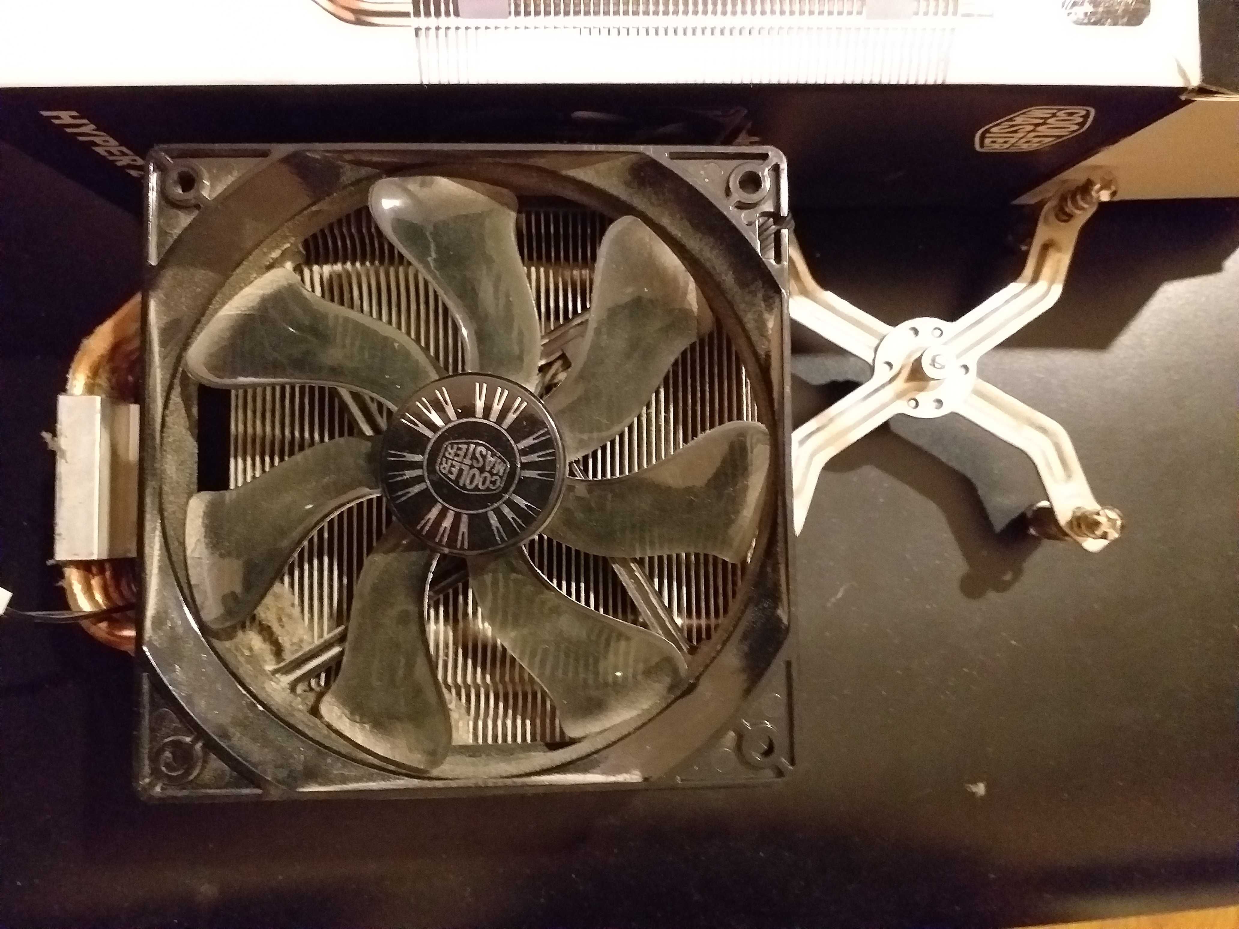 Процесор AMD FX-8300 със охлаждане Cooler Master Hyper EVO212