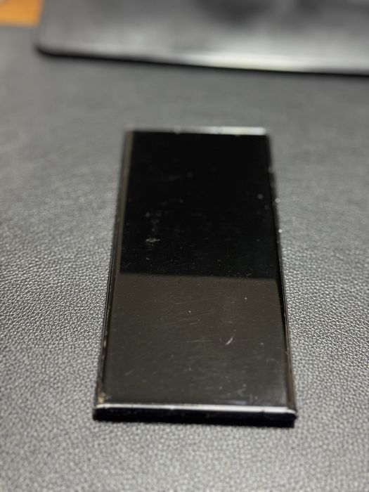 Продается S22 Ultra.