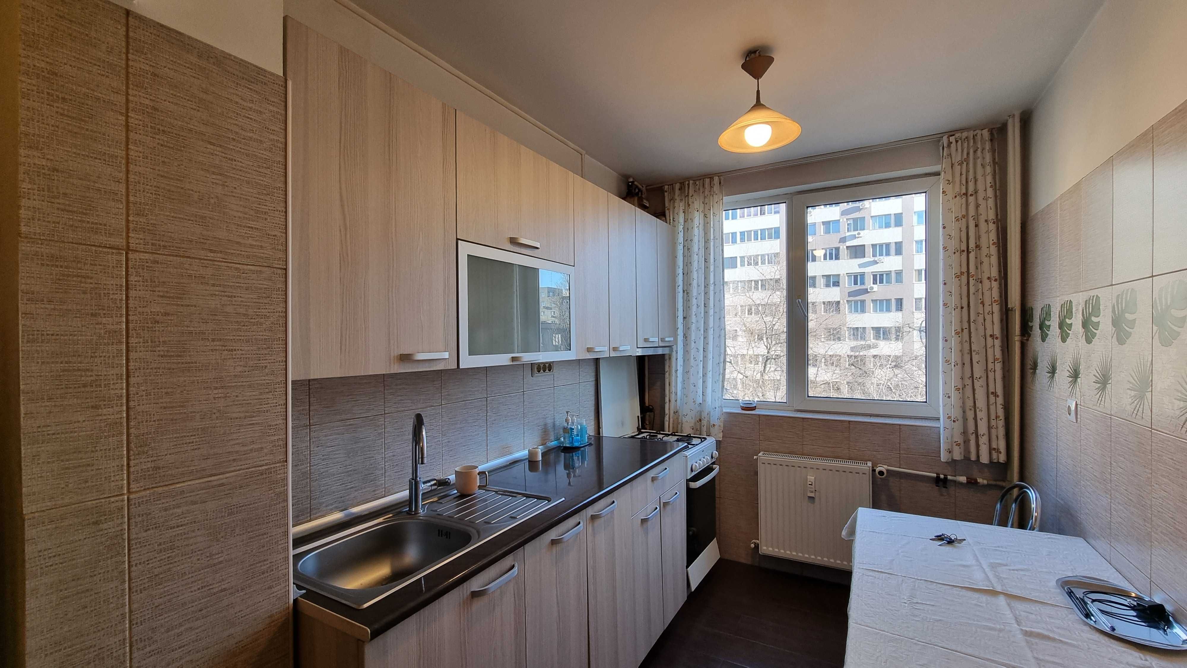 Particular Vand Apartament 3 Camere Militari Lujerului Veteranilor