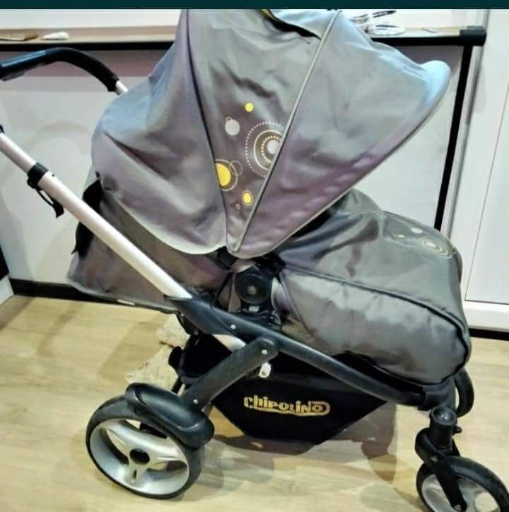 Продавам бебешка количка  Само за софия