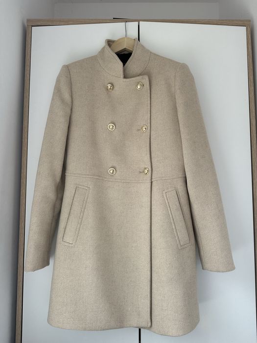 Вълнено палто Zara