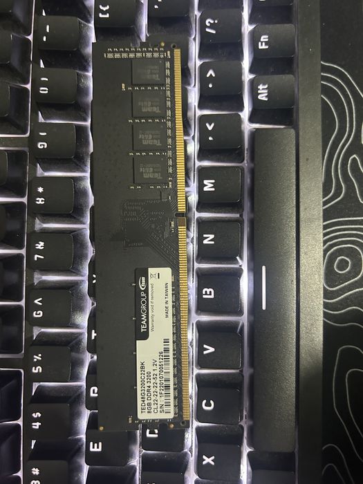 Оперативная память 8 гб/gb DDR4/ддр4 3200 мгц