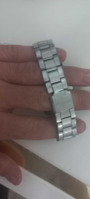 ROLEX qo'l soati batareya qoyib ishlatiladi