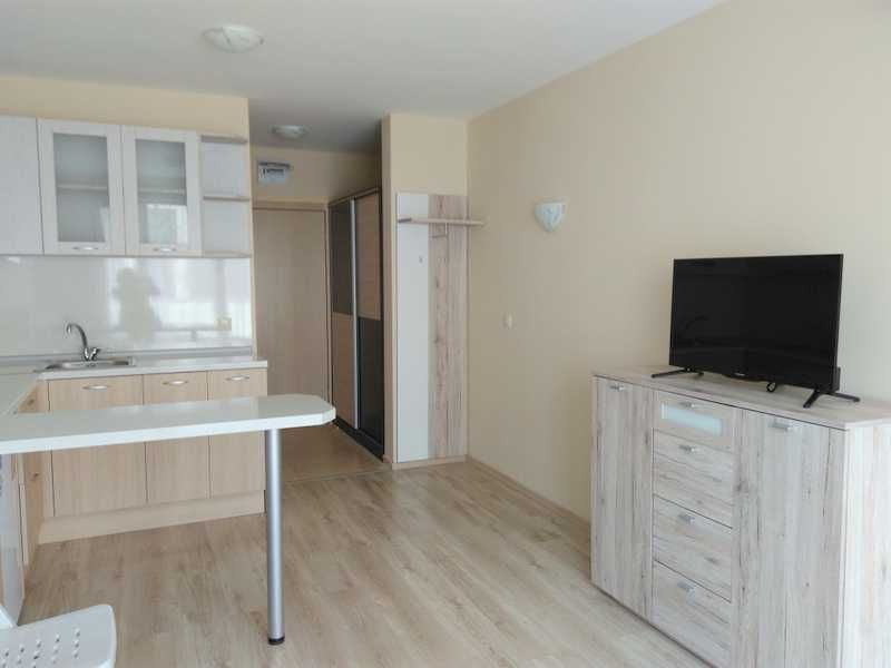 Продава се Едностаен апартамент в Созопол - 31 кв.м за 798 €/кв.м - Снимка #3