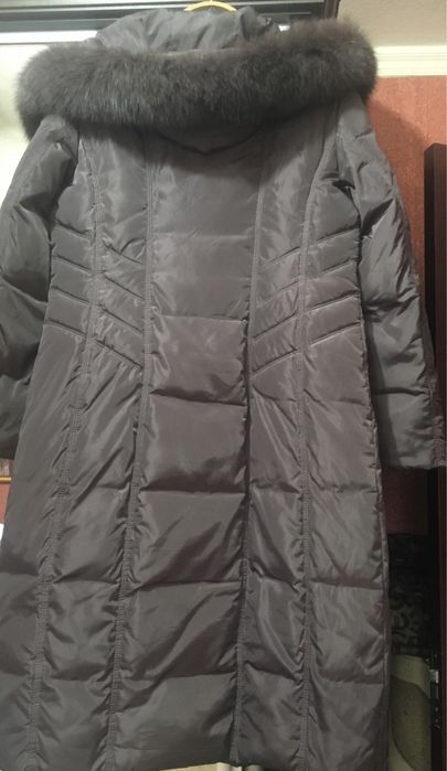 Зимний теплый пуховик