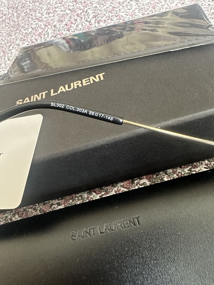 Чисто нови слънчеви очила Saint Laurent