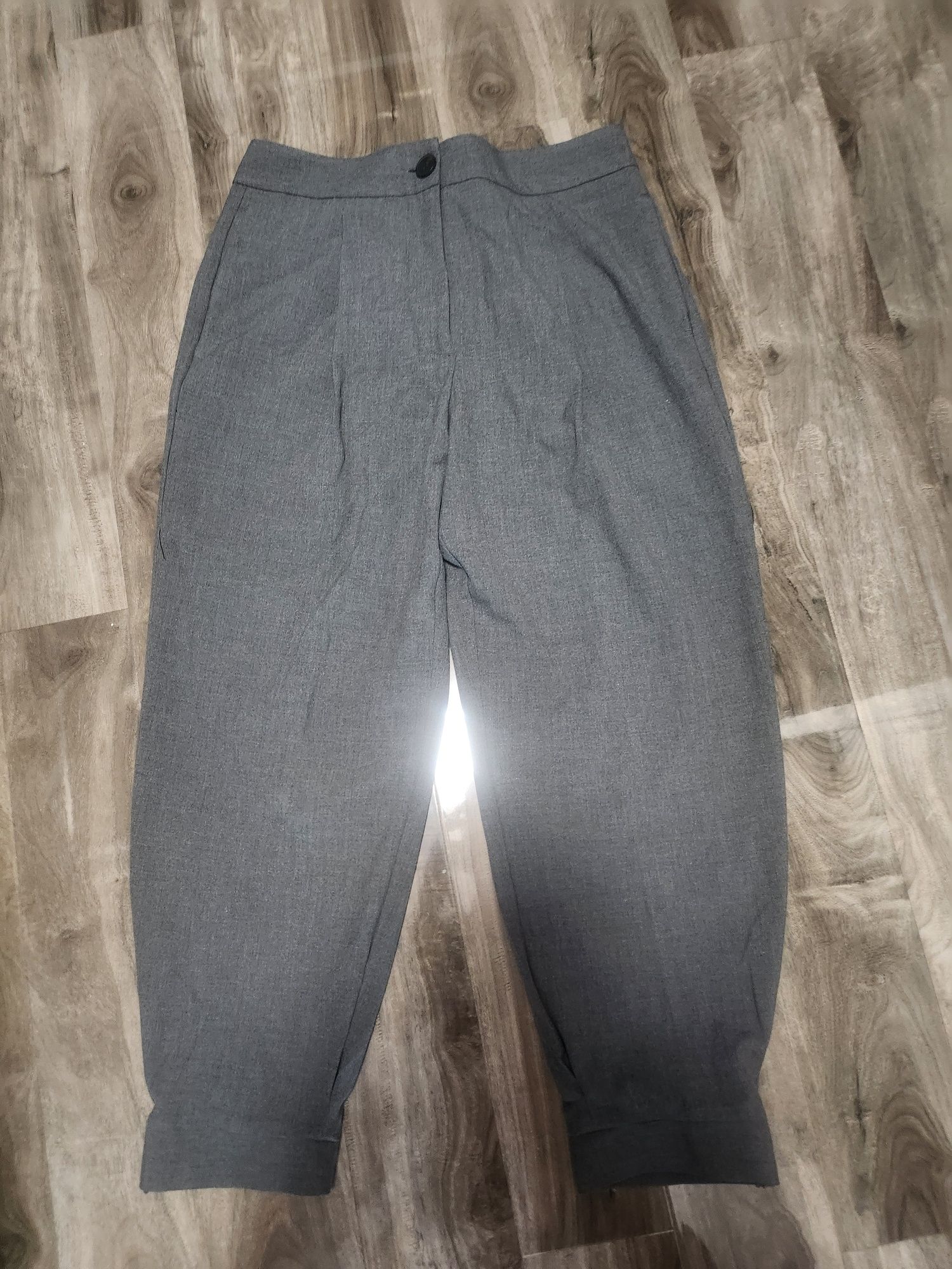 Pantaloni Zara M