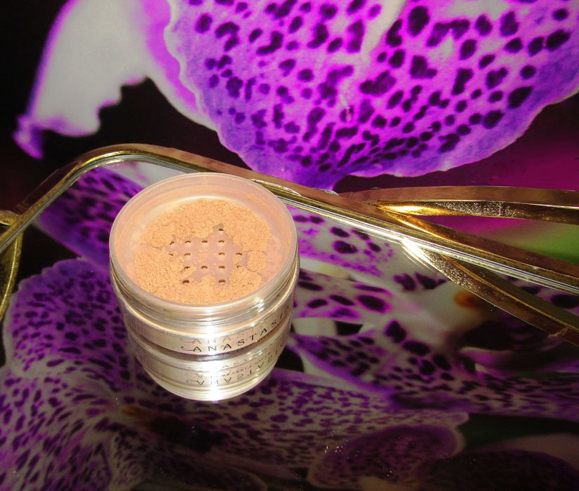 Anastasia Beverly Hills - Маркова Фиксираща пудра