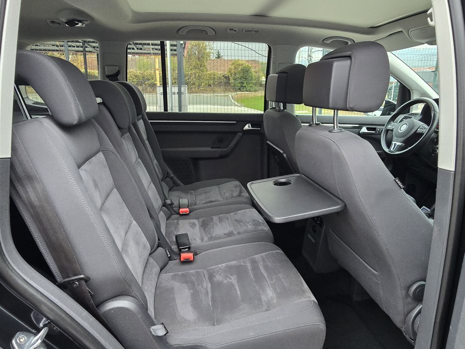 VW Touran 1.4 TSI EcoFuel Highline/Лизинг/Германия