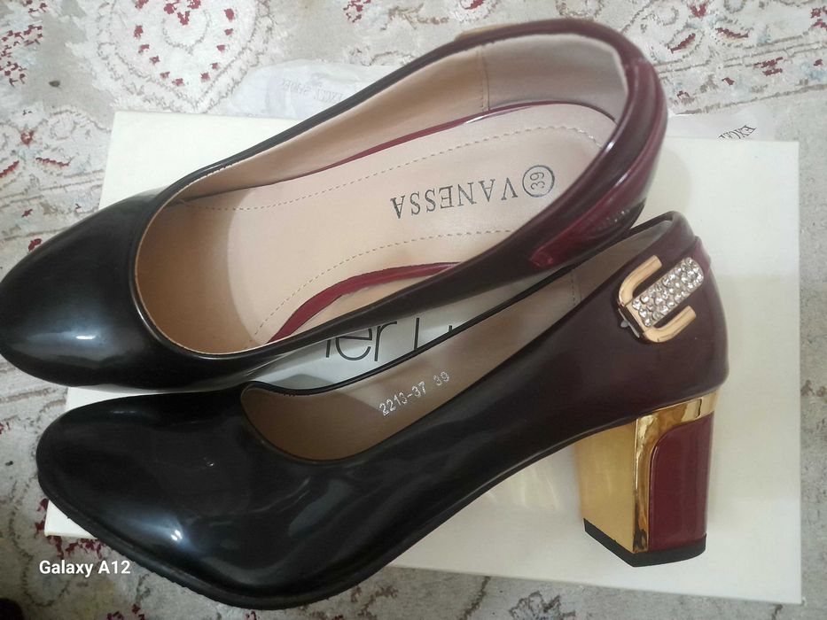 Женская обувь туфли