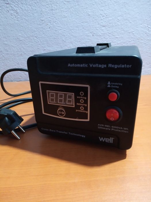 Regulator automat de tensiune