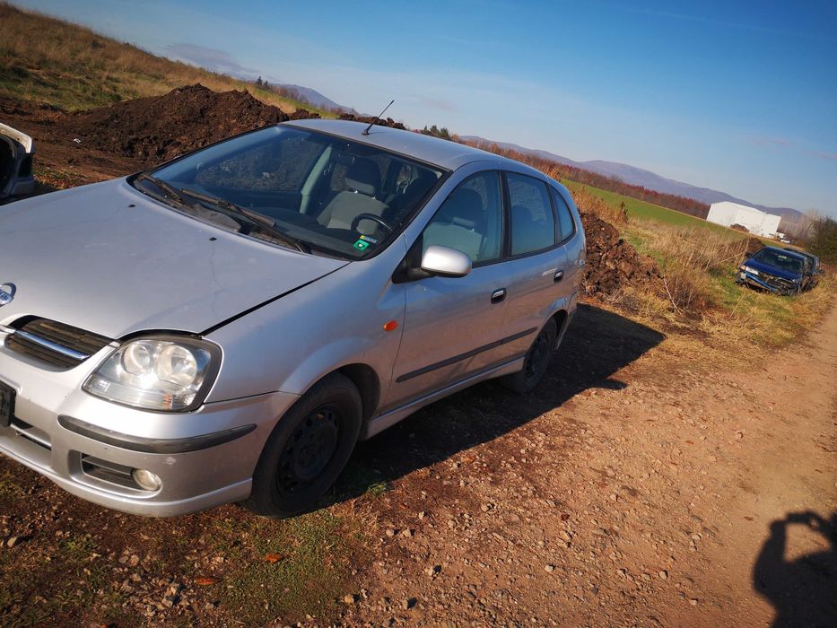 Продавам Nissan Almera Tino 2.2/136 к. с. на части.