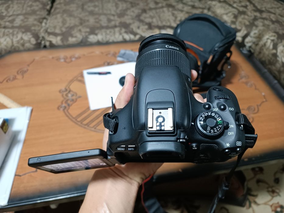 Fotoaparat Canon 600D