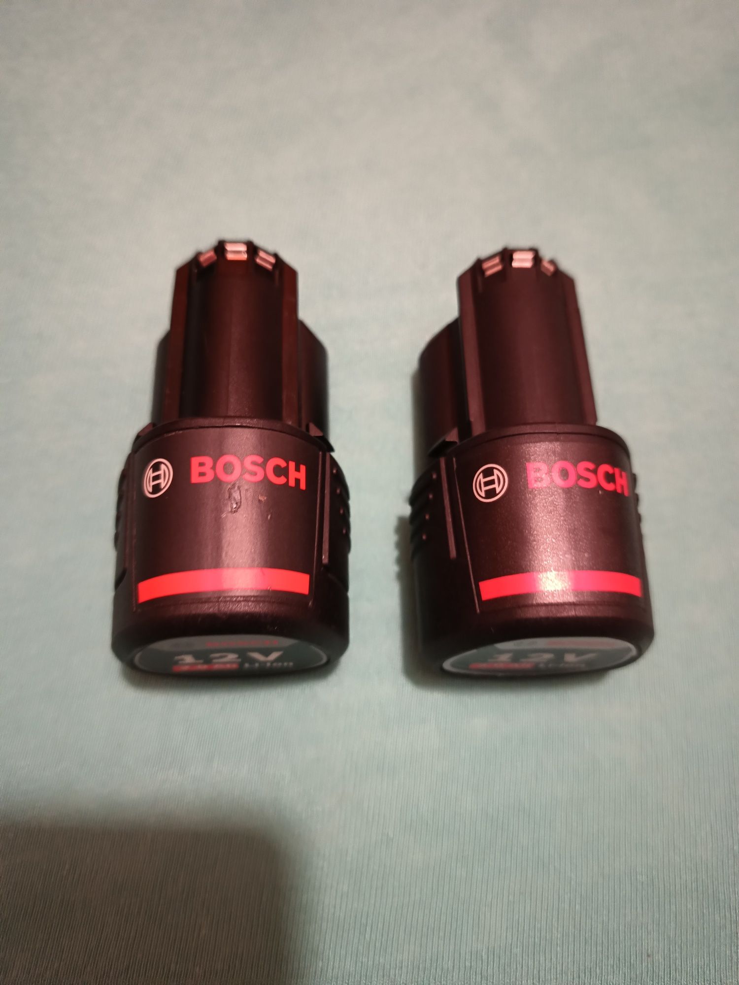 Vand acumulatori Bosch 12 v