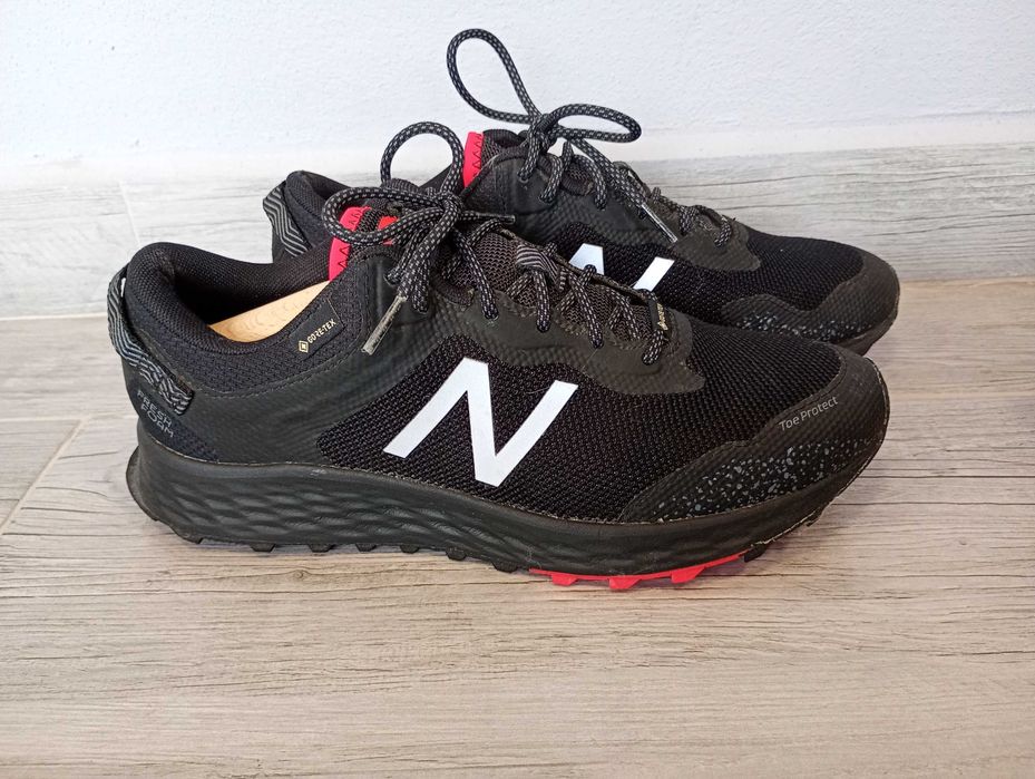 New Balance  Gore Tex  маратонки за бягане номер 42, 5 стелка 27 см