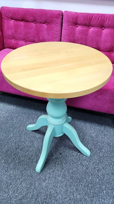 Masa rotunda bar cafenea lounge terasa gradina birou restaurant