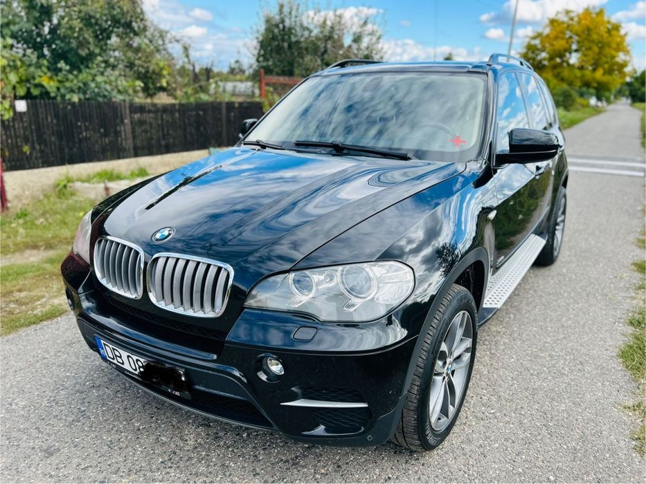 Vând BMW X5 2013