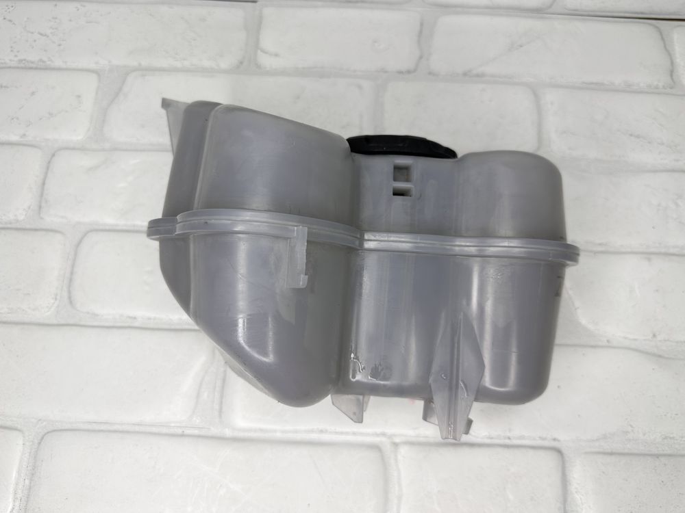 Казанче антифриз AUDI VW 1EA121407H