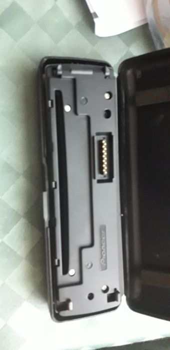 Față radio casetofon