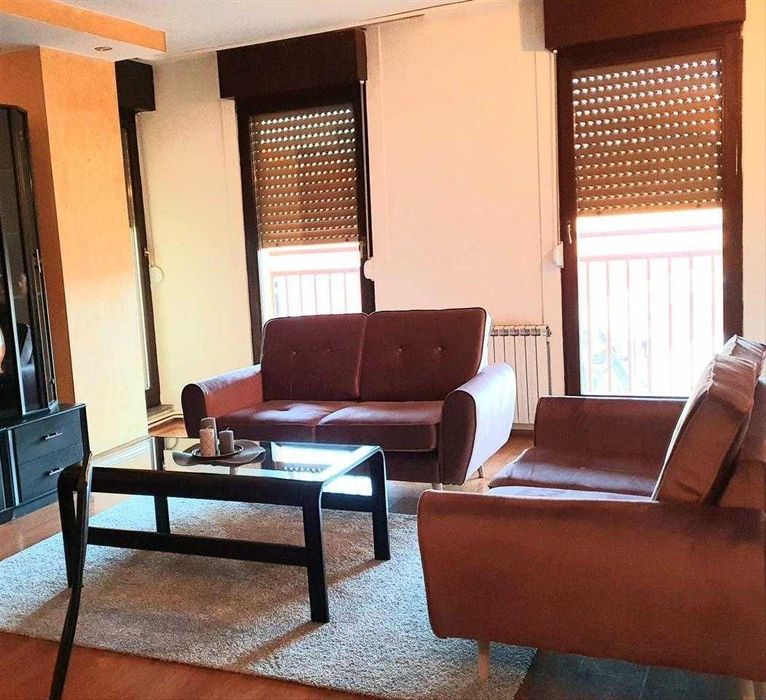 Дава се под наем Двустаен апартамент в Пловдив, Беломорски - 87 кв.м за 438.6 € - Снимка #1